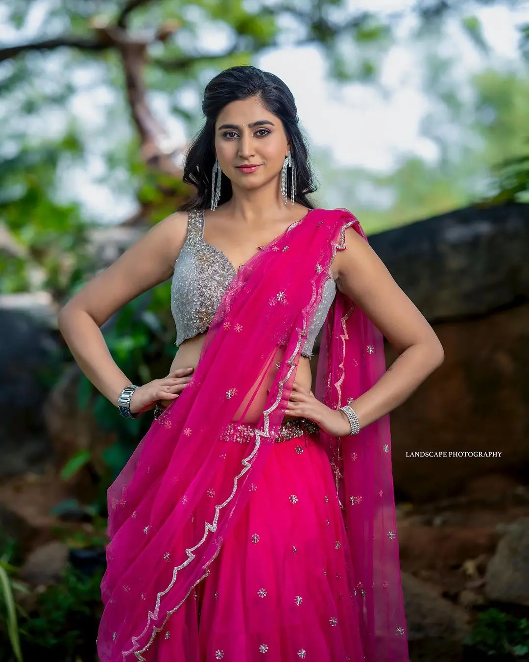 VARSHINI SOUNDERAJAN IN PINK LEHENGA VONI BLUE CHOLI 8